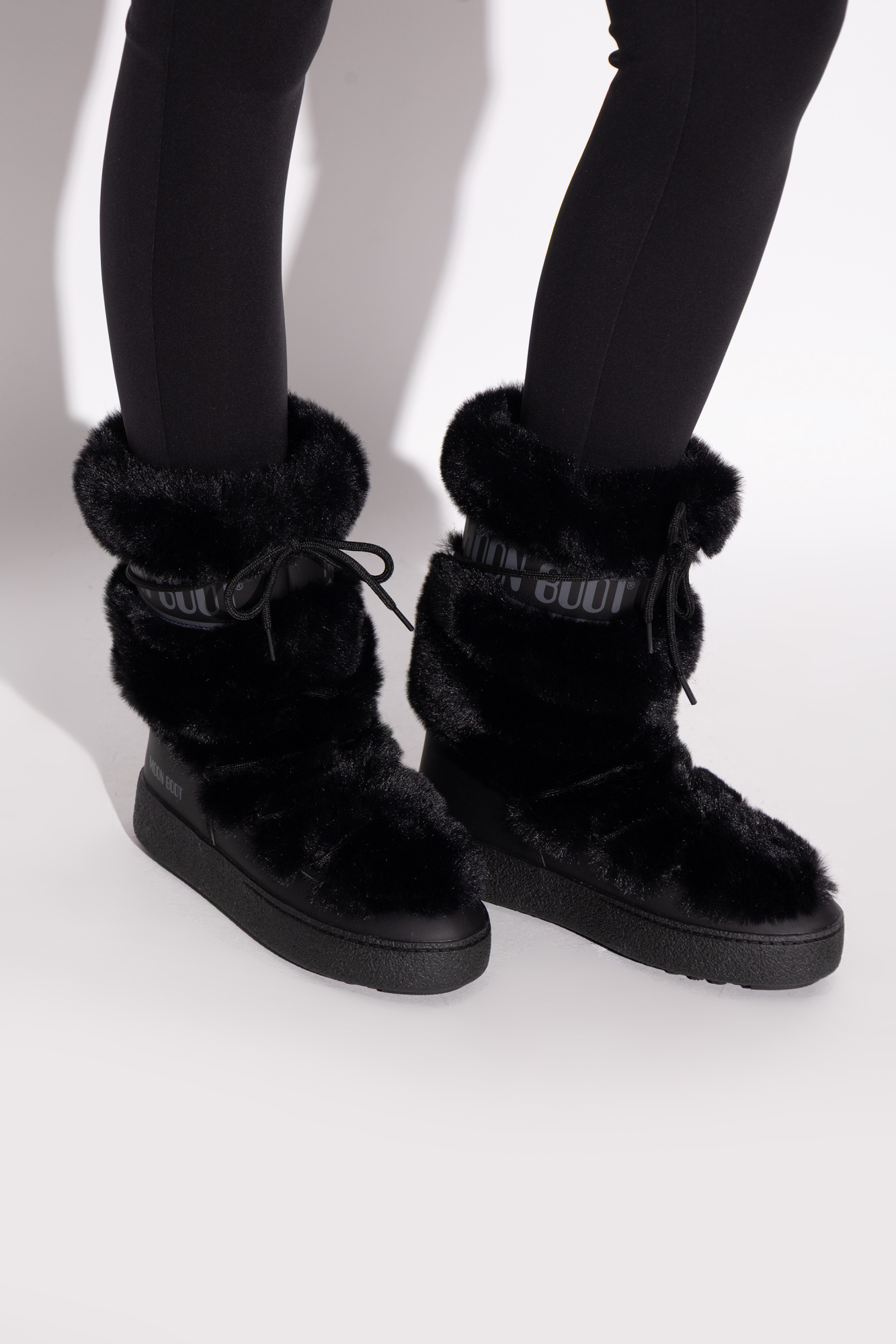 Black Snow boots `MB LTRACK FAUX FUR HIGH WP` Moon Boot - Vitkac